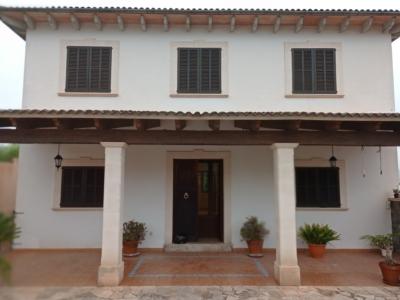 WINTER: Ebenerdiges Chalet mit Garten und AC in San Joan--- CH 43 WT