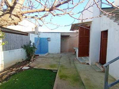 WINTER: Ebenerdiges Chalet mit Garten und Terrassen in Sa Rapita --- CH 01