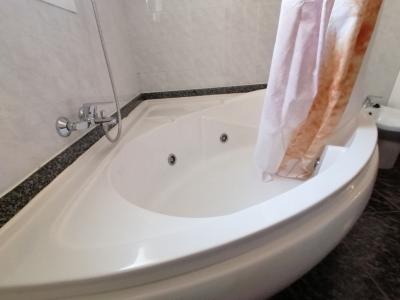 Winter: Ebenerdiges Chalet mit Gaszentralheizung, Pool und Garten in Cala Murada -- CH 11