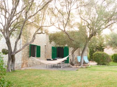 Winter: Ebenerdiges Chalet mit Heizung, Garten und Terrassen in Cala Murada --- CH 13 WT
