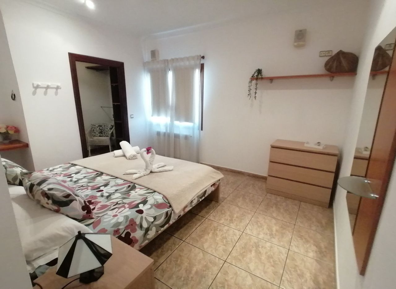 Winter: Ebenerdiges Chalet mit Ölzentralheizung und Garten in ruhiger Lage von Porto Colom  CH 27 WT