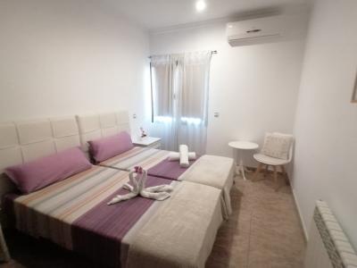 Winter: Ebenerdiges Chalet mit Ölzentralheizung und Garten in ruhiger Lage von Porto Colom  CH 27 WT