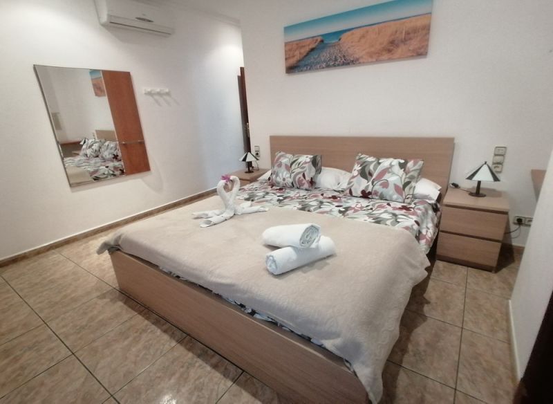 Winter: Ebenerdiges Chalet mit Ölzentralheizung und Garten in ruhiger Lage von Porto Colom  CH 27 WT