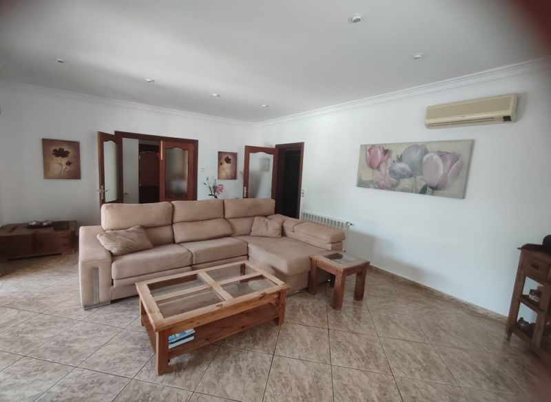 Winter: Ebenerdiges Chalet mit Ölzentralheizung und Garten in ruhiger Lage von Porto Colom  CH 27 WT