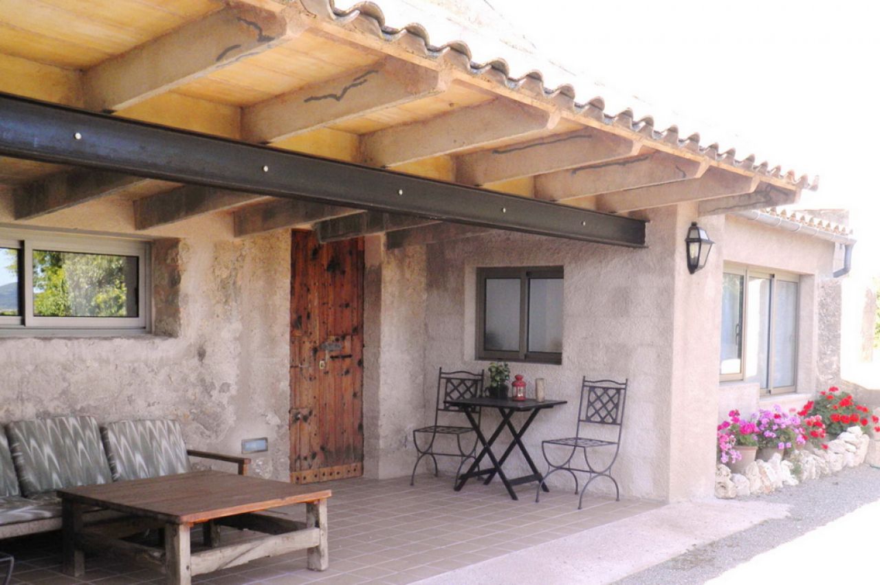 WINTER: Ebenerdiges modernes Häuschen bei Manacor --- F 250 c WT