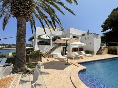 Winter: Elegantes Chalet mit Ölzentralheizung in 1. LInie der Küste von Portocolom --- CH 08 WT