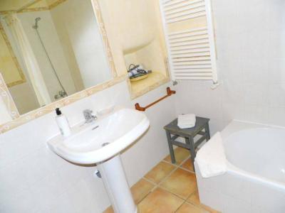 INVIERNO: Finca - AP con calefacción en una parcela de agroturismo cerca de Manacor -- F 25 b