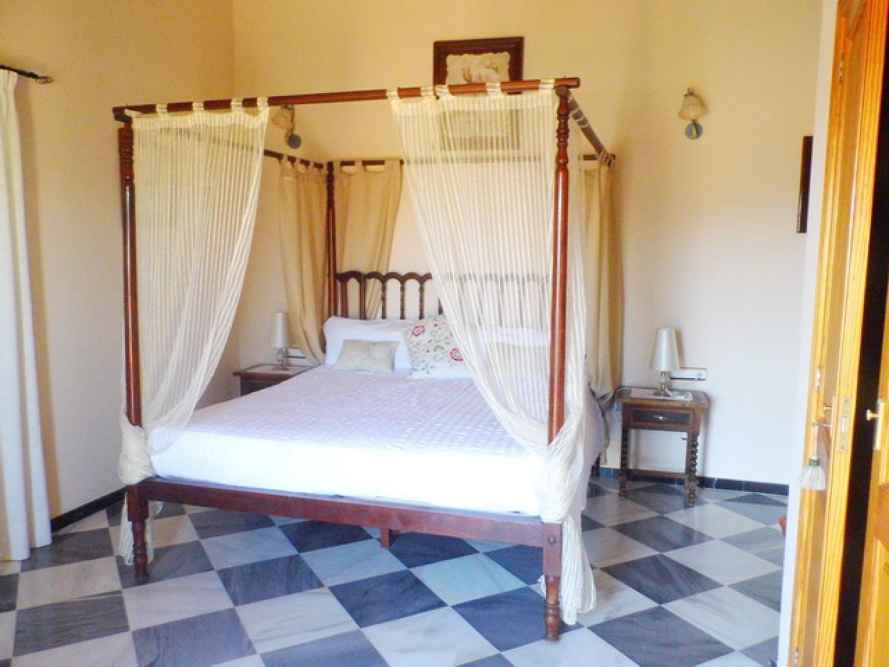 INVIERNO: Acogedora finca con calefacción, piscina en Cas Concos -- F 62 WT