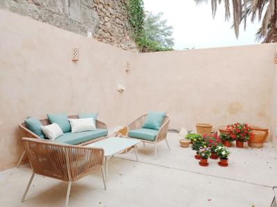 WINTER: Well-kept and renovated village house with courtyard in Cas Concos --- DH 66 WT