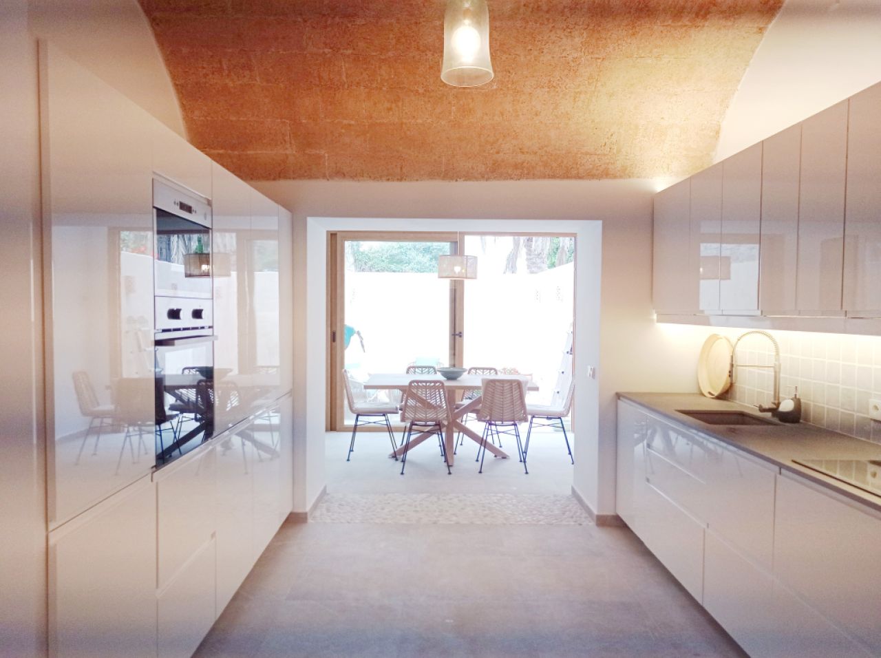 WINTER: Well-kept and renovated village house with courtyard in Cas Concos --- DH 66 WT