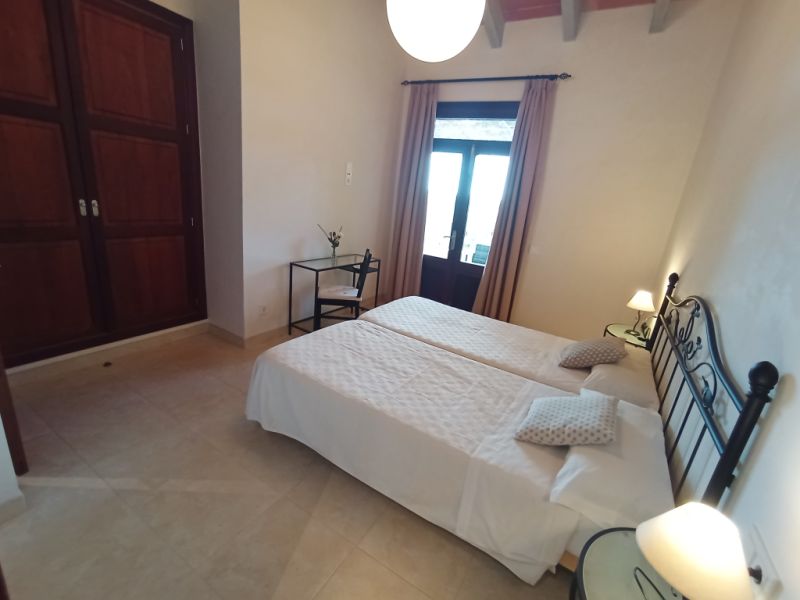 WINTER: Grosse Finca mit Fussbodenheizung, Pool und vielen Extras bei Campos -- F 27 WT