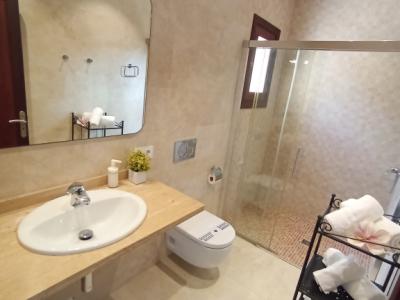 WINTER: Grosse Finca mit Fussbodenheizung, Pool und vielen Extras bei Campos -- F 27 WT