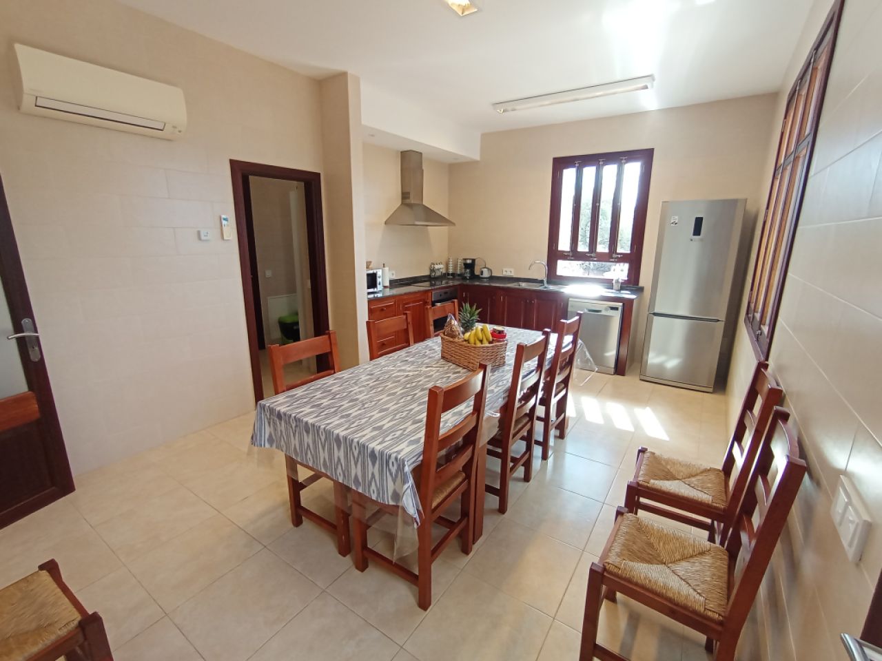 WINTER: Grosse Finca mit Fussbodenheizung, Pool und vielen Extras bei Campos -- F 27 WT