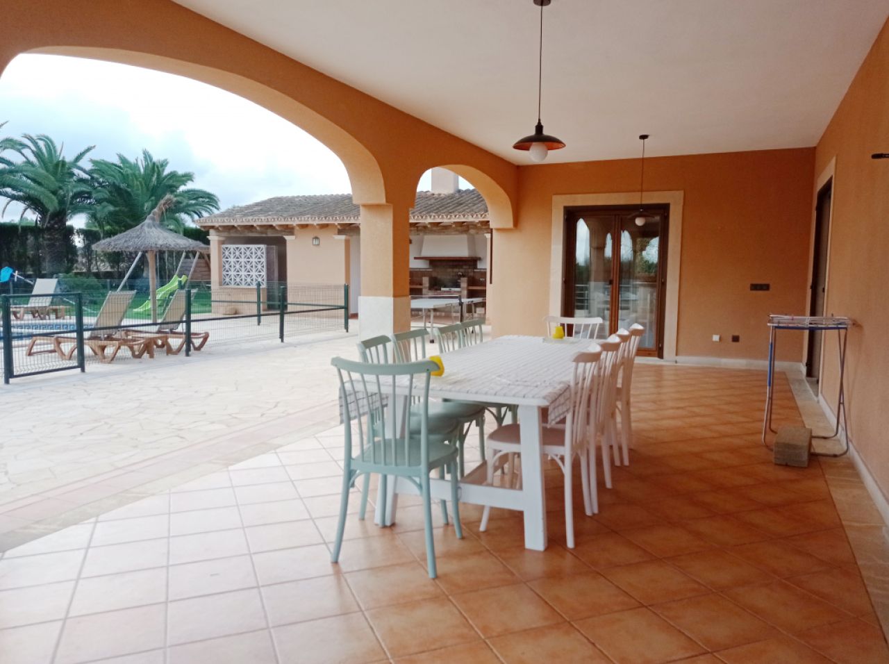 Winter: Grosse Finca mit Heizung, Pool und BBQ zwischen Ses Salines und Colonia St. Jordi -- F 37 WT