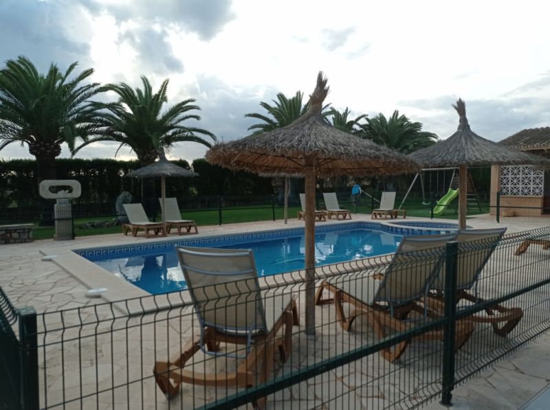 Winter: Grosse Finca mit Heizung, Pool und BBQ zwischen Ses Salines und Colonia St. Jordi -- F 37 WT