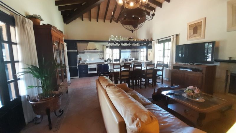Winter: Grosse Finca mit traumhaftem Garten  bei Ses Salines -- F  63 WT