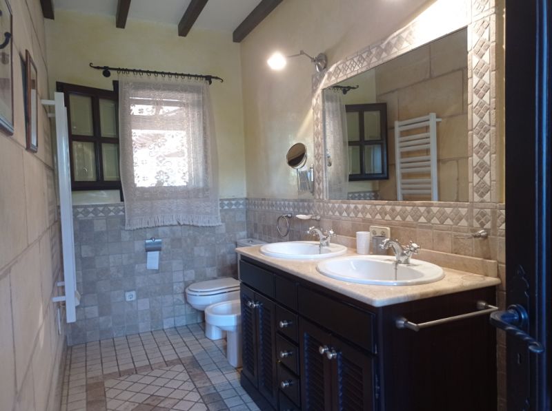 Winter: Grosse Finca mit traumhaftem Garten  bei Ses Salines -- F  63 WT