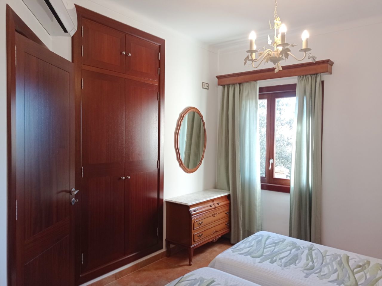 WINTER: Imposante Finca mit Pool, Heizung und schönem Ausblick -- F 02 WT