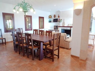 WINTER: Imposante Finca mit Pool, Heizung und schönem Ausblick -- F 02 WT