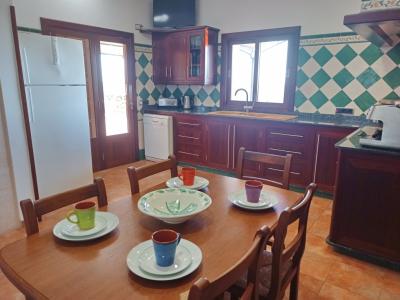 WINTER: Imposante Finca mit Pool, Heizung und schönem Ausblick -- F 02 WT