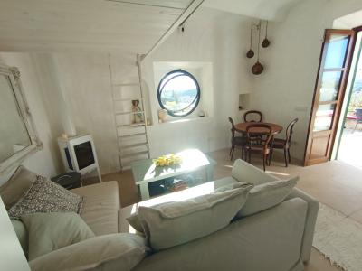 WINTER: Kleines Häuschen in den Bergen bei Felanitx --- C 11 WT