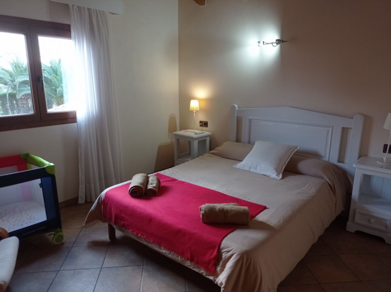 WINTER: Moderne und grosse Finca mit Pool bei Ses Salines -- F 37 WT