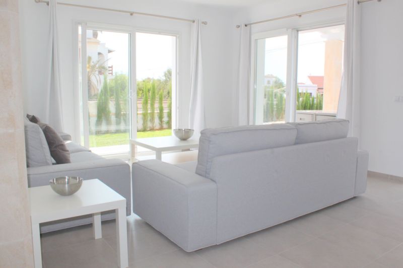 WINTER: Modernes 2 Etagenchalet mit AC, Pool in ruhiger Lage von Estanyol - CH 15 WT