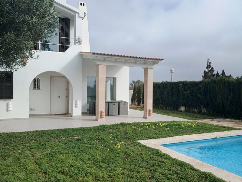 WINTER: Modernes 2 Etagenchalet mit AC, Pool in ruhiger Lage von Estanyol - CH 15 WT