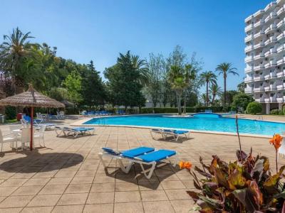 WINTER: Modernes Ap mit Gemeinschaftspool und Tennisplatz am Hafen von Alcudia --- AP 24 WT