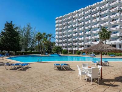 WINTER: Modernes Ap mit Gemeinschaftspool und Tennisplatz am Hafen von Alcudia --- AP 24 WT