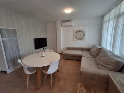 Winter: Modernes Apartment in 3 Etage mit Teilhafenmeerblick in Colonia St. Jordi -- AP 08 WT