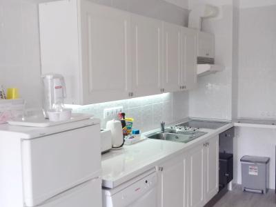 Winter: Modernes Apartment mit Gem Pool und Tennisplatz am Hafen von Alcudia -- AP 23 WT