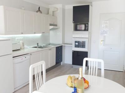 Winter: Modernes Apartment mit Gem Pool und Tennisplatz am Hafen von Alcudia -- AP 23 WT