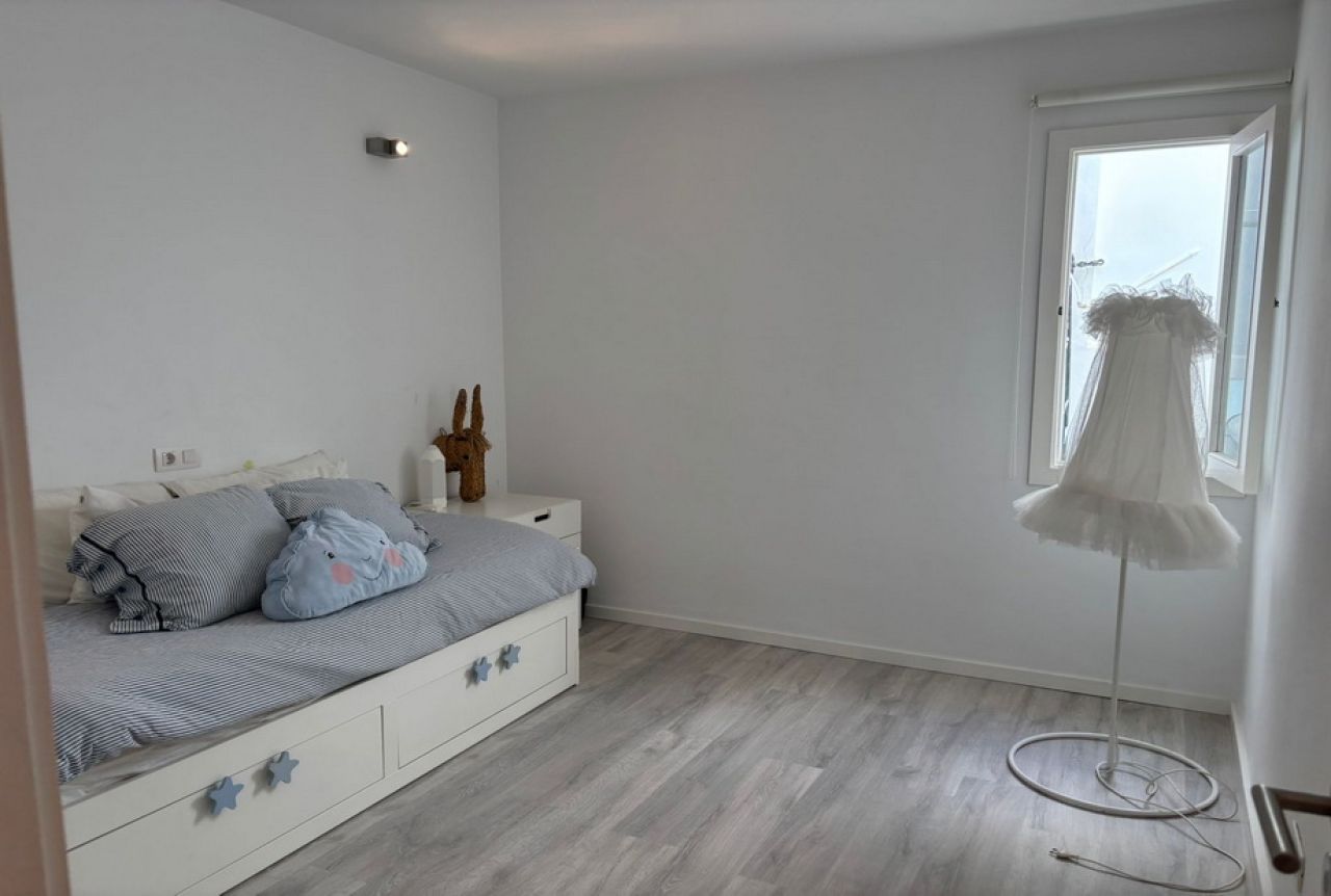 Winter: Modern apartment with partial sea view and AC in Can Picafort -- AP 15 WT