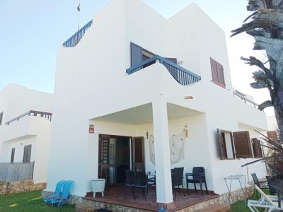WINTER: Modern chalet with heating, garden and BBQ in Marina Dor II - Cala Dor -- CH 19 WT