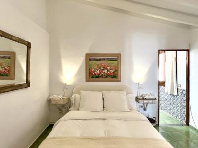 WINTER: Parterre Dorfhaus mit Innenhof nahe des Hafens von Colonia St Jordi -- DH 01 WT