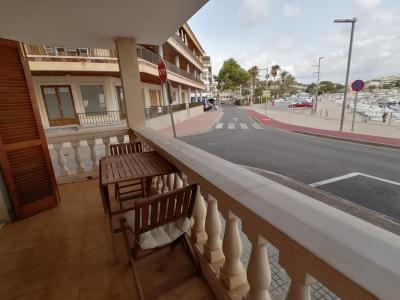 Winter: Parterreapartment in 1. Linie des Hafens von Colonia St JOrdi-- AP 25 WT