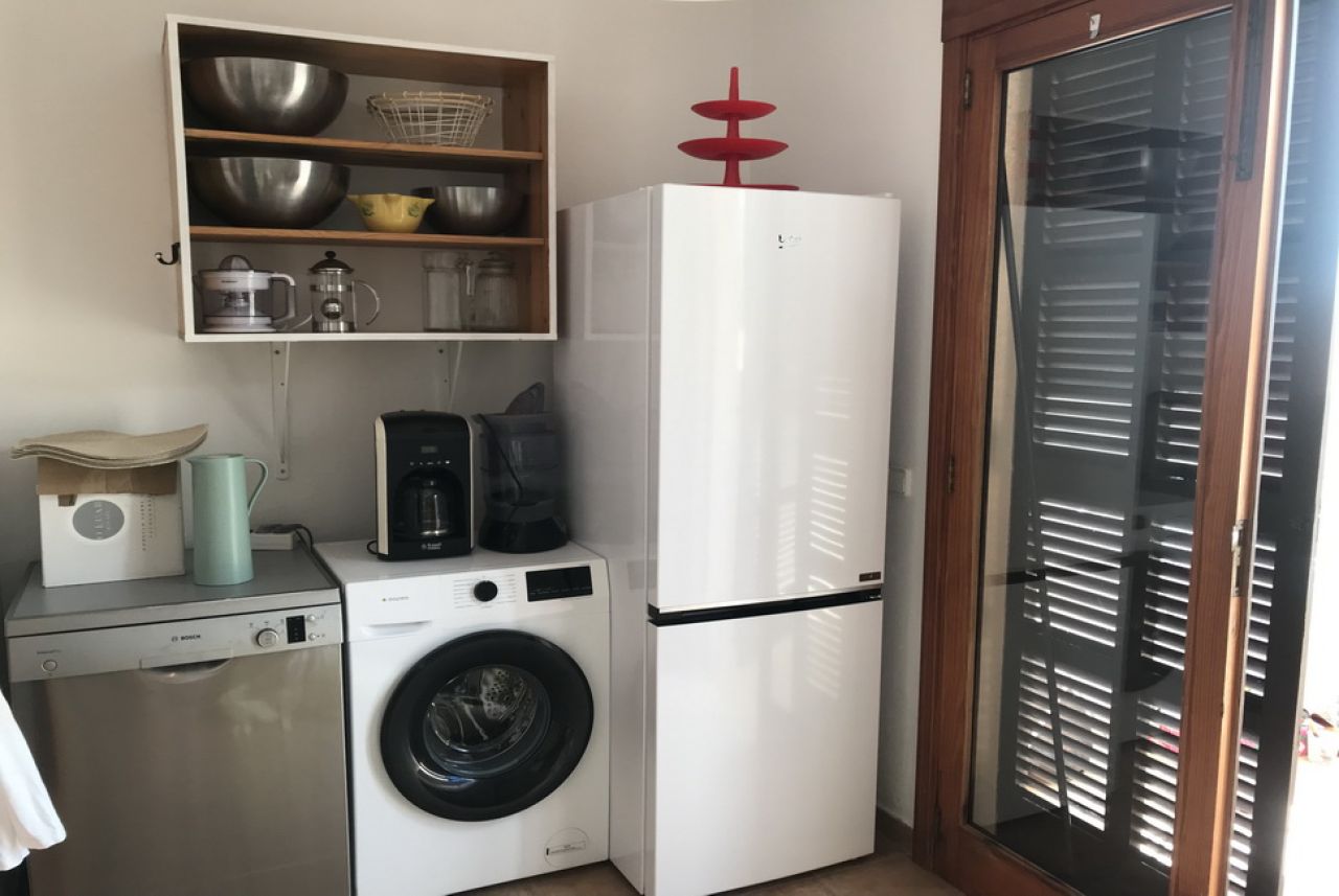 WINTER: Reihenhaus mit Gemeinschaftspool, Pellet und AC in Cala Mandia -- CH 26 WT