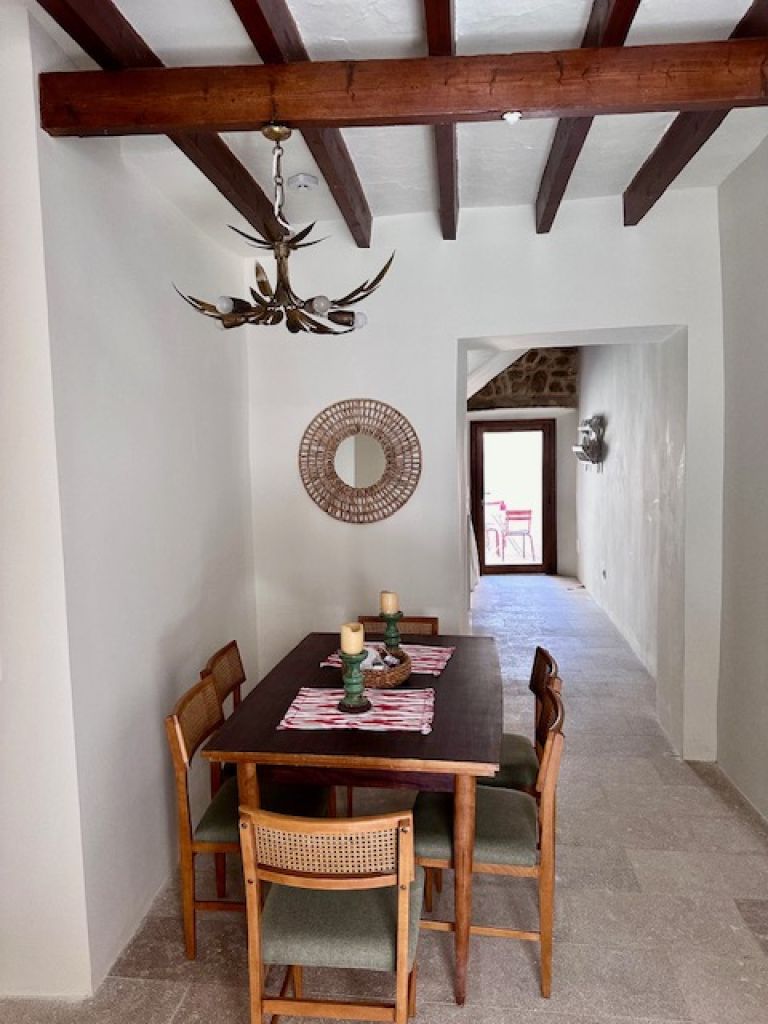 WINTER: Renovated, historic village house in Muro - North Mallorca - DH 05 WT