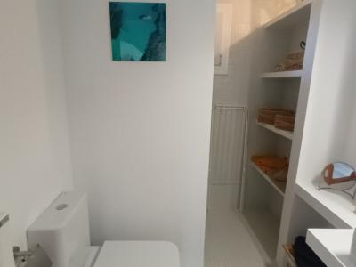 Invierno: Elegante apartamento con 3 terrazas y calefacción en Cala Santanyi -- AP 30 WT