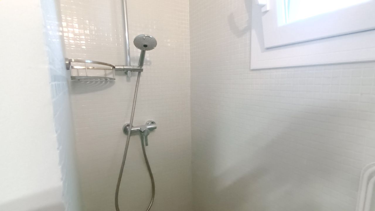 Invierno: Elegante apartamento con 3 terrazas y calefacción en Cala Santanyi -- AP 30 WT