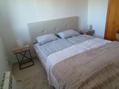 Invierno: Elegante apartamento con 3 terrazas y calefacción en Cala Santanyi -- AP 30 WT