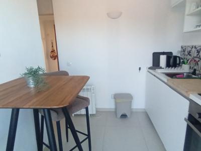 Invierno: Elegante apartamento con 3 terrazas y calefacción en Cala Santanyi -- AP 30 WT