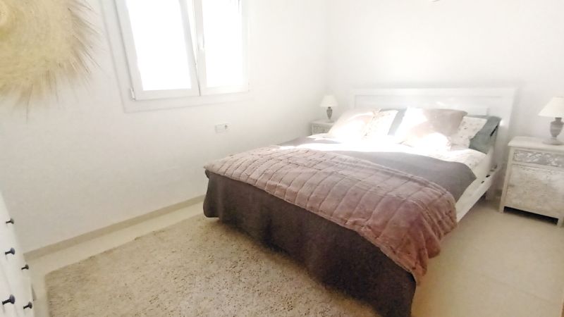 Invierno: Elegante apartamento con 3 terrazas y calefacción en Cala Santanyi -- AP 30 WT