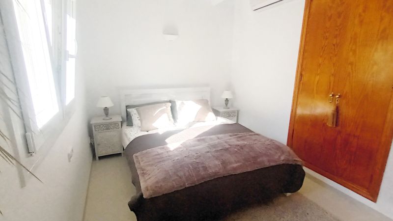 Invierno: Elegante apartamento con 3 terrazas y calefacción en Cala Santanyi -- AP 30 WT