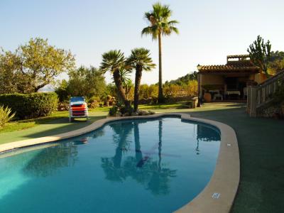 WInter: Preciosa finca con calefacción y vistas al mar en S Horta --- F 12 WT