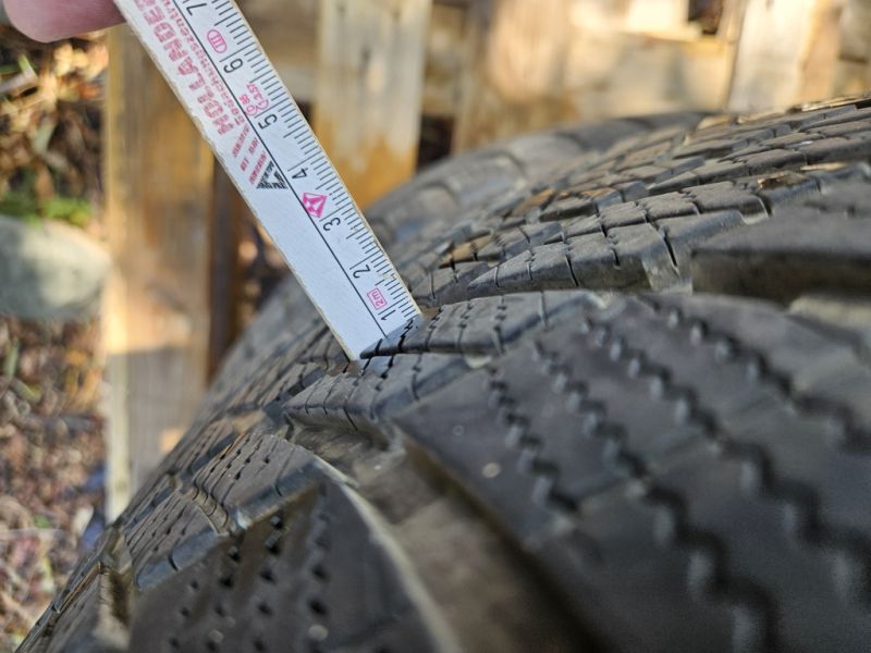 Winter tyres as good as new