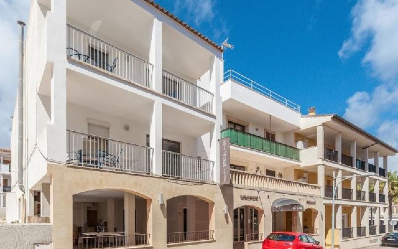 WINTERSAISON: Moderne, helle Apts mit Terrassen in Colonia St Jordi-- AP 16 WT
