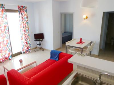 WINTERSAISON: Moderne, helle Apts mit Terrassen in Colonia St Jordi-- AP 16 WT