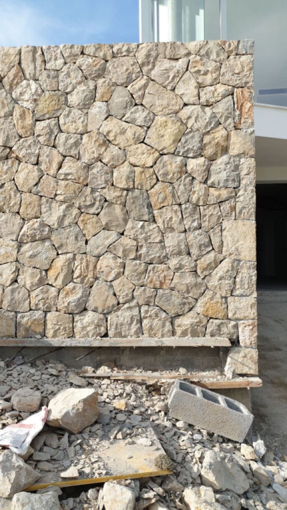 Wir führen jederzeit alle Arten von Steinarbeiten aus